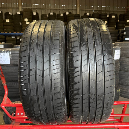 KUMHO HS51. 215/55R18 95H