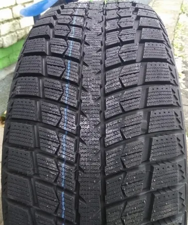 GREENMAX WINTER ICE I-15 SUV 245/70R16 107H