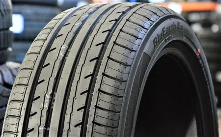 YOKOHAMA BLUEARTH-ES ES32 215/60R16 95H